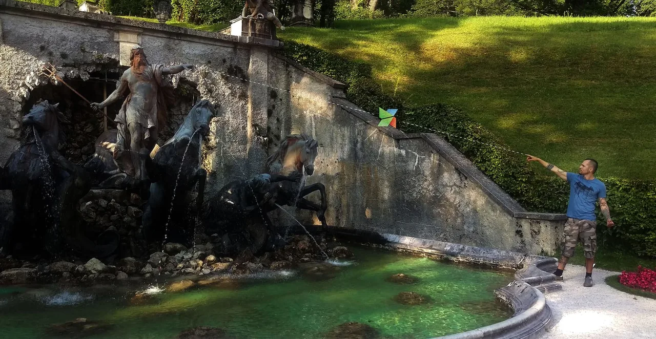 Yanni Sanmiguel, MODX developer and author of MonsterFPC and MonsterSearch, next to the Poseidon fountain